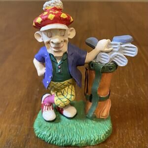Vintage Golfer Resin Russ Berrie & Co. Figurine #14502 3 3/4" tall